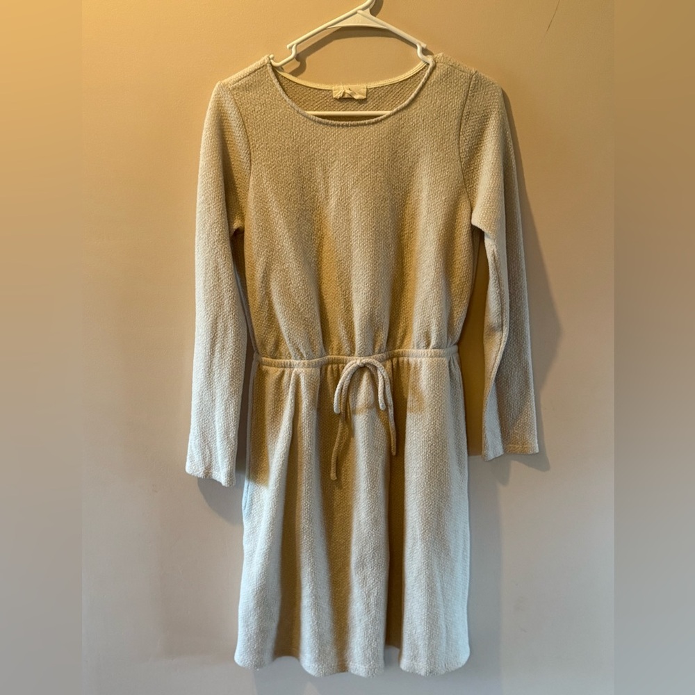 Elegant Cream Knit Dress with Waist Tie